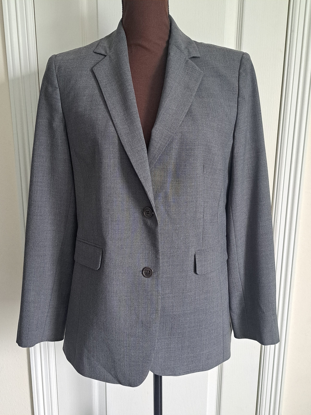 346 Brooks Brothers Gray Women's Two-Button Blazer Size 10